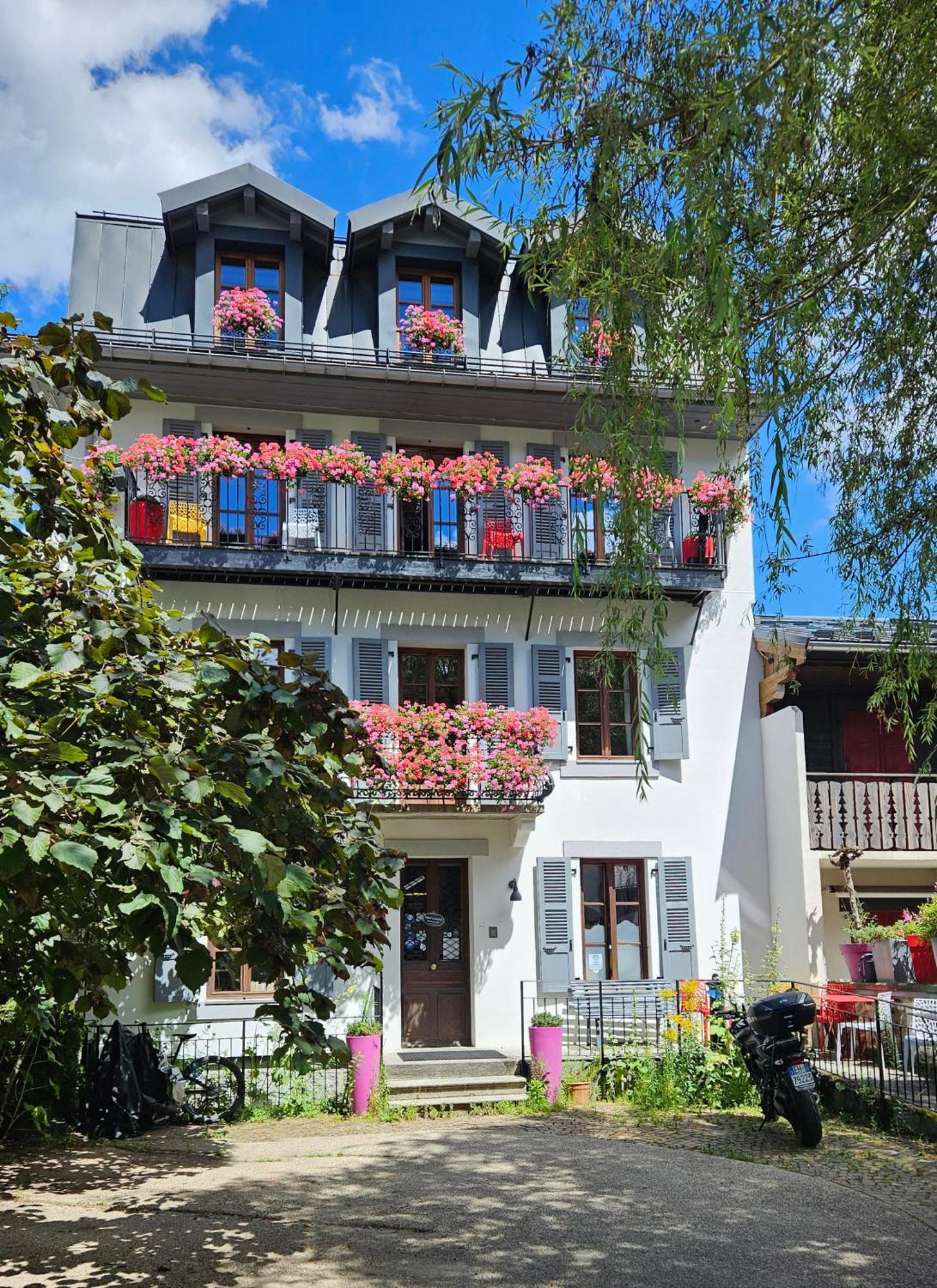 Hotel Du Clocher Шамоні Екстер'єр фото
